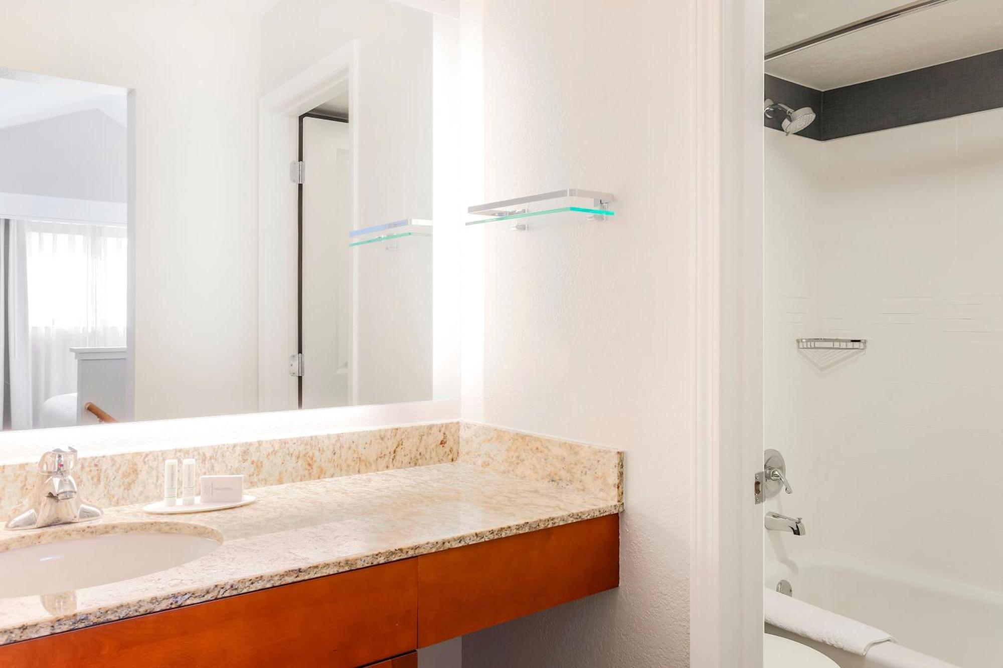 Residence Inn Chicago Диърфийлд Екстериор снимка