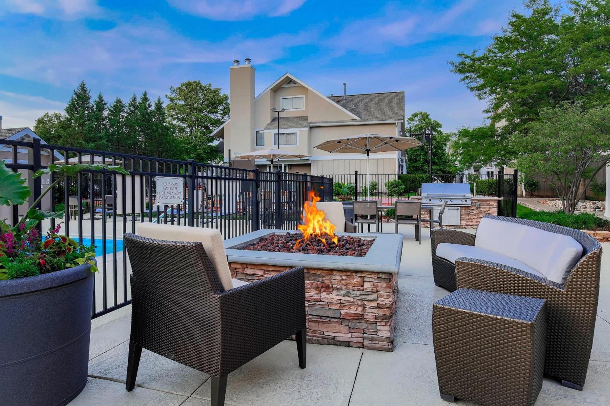 Residence Inn Chicago Диърфийлд Екстериор снимка