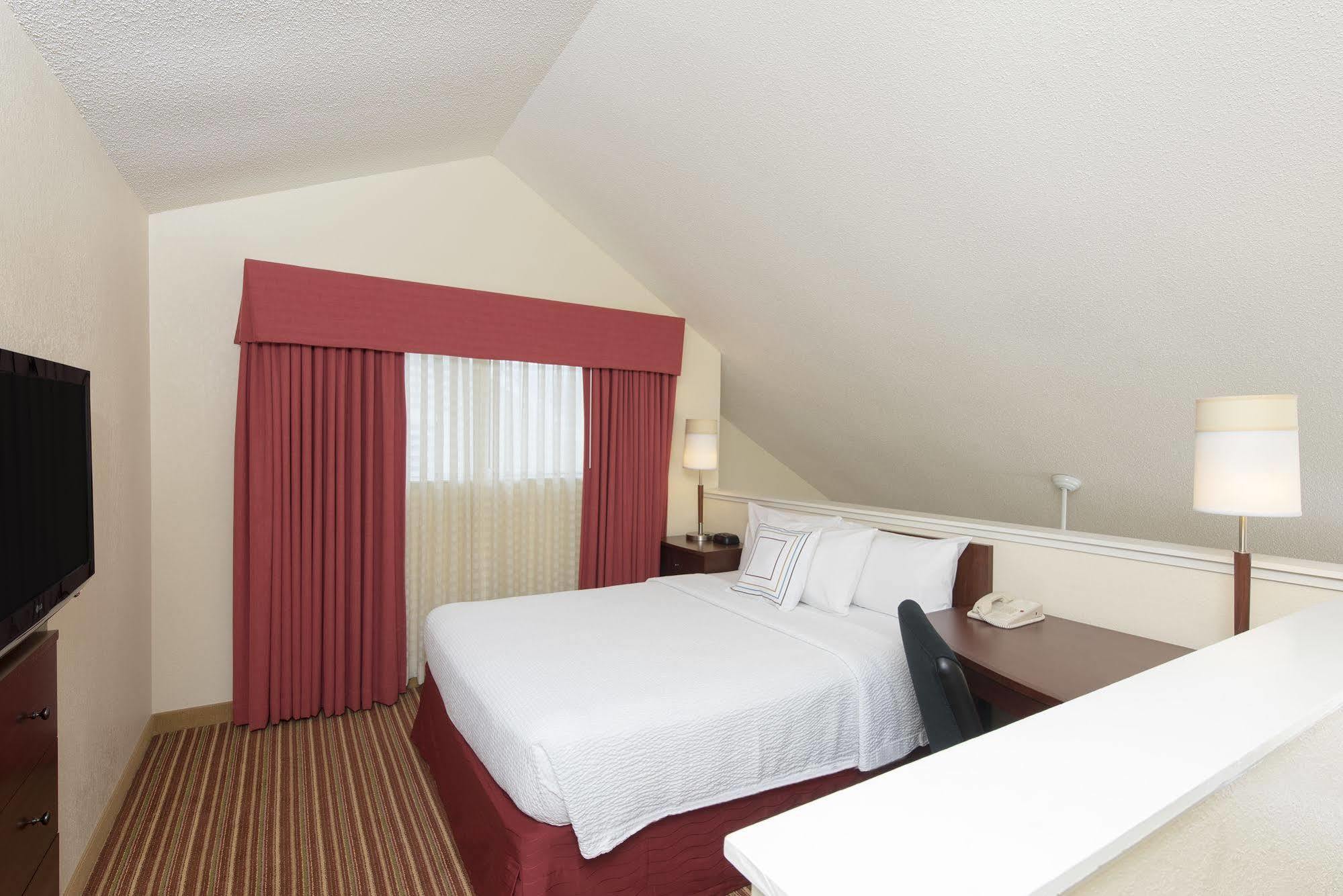 Residence Inn Chicago Диърфийлд Екстериор снимка